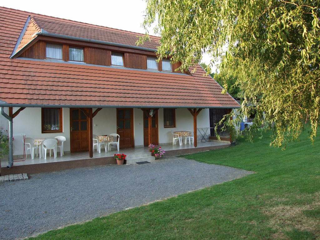 Apartament Ibolya Vendeghaz Kehidakustány Zewnętrze zdjęcie